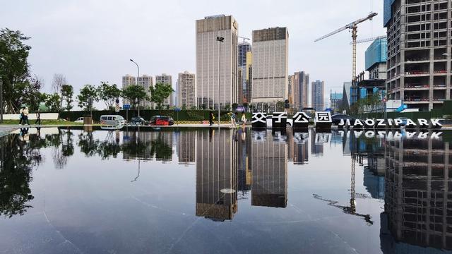 带你发现城市中的美！华为P40系列超感知影像探索城市的日与夜