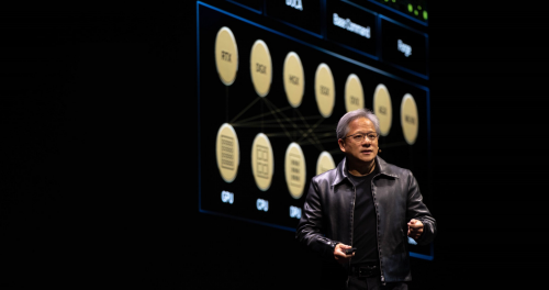 NVIDIA CEO黄仁勋发布面向各行各业的生成式AI平台