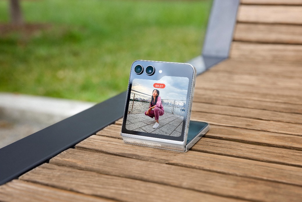 影像社交时代新利器 三星Galaxy Z Flip5一键定格创意大片