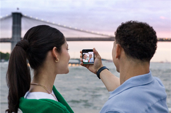 三星Galaxy Z Flip5：重塑拍摄边界，探索无限创意之旅